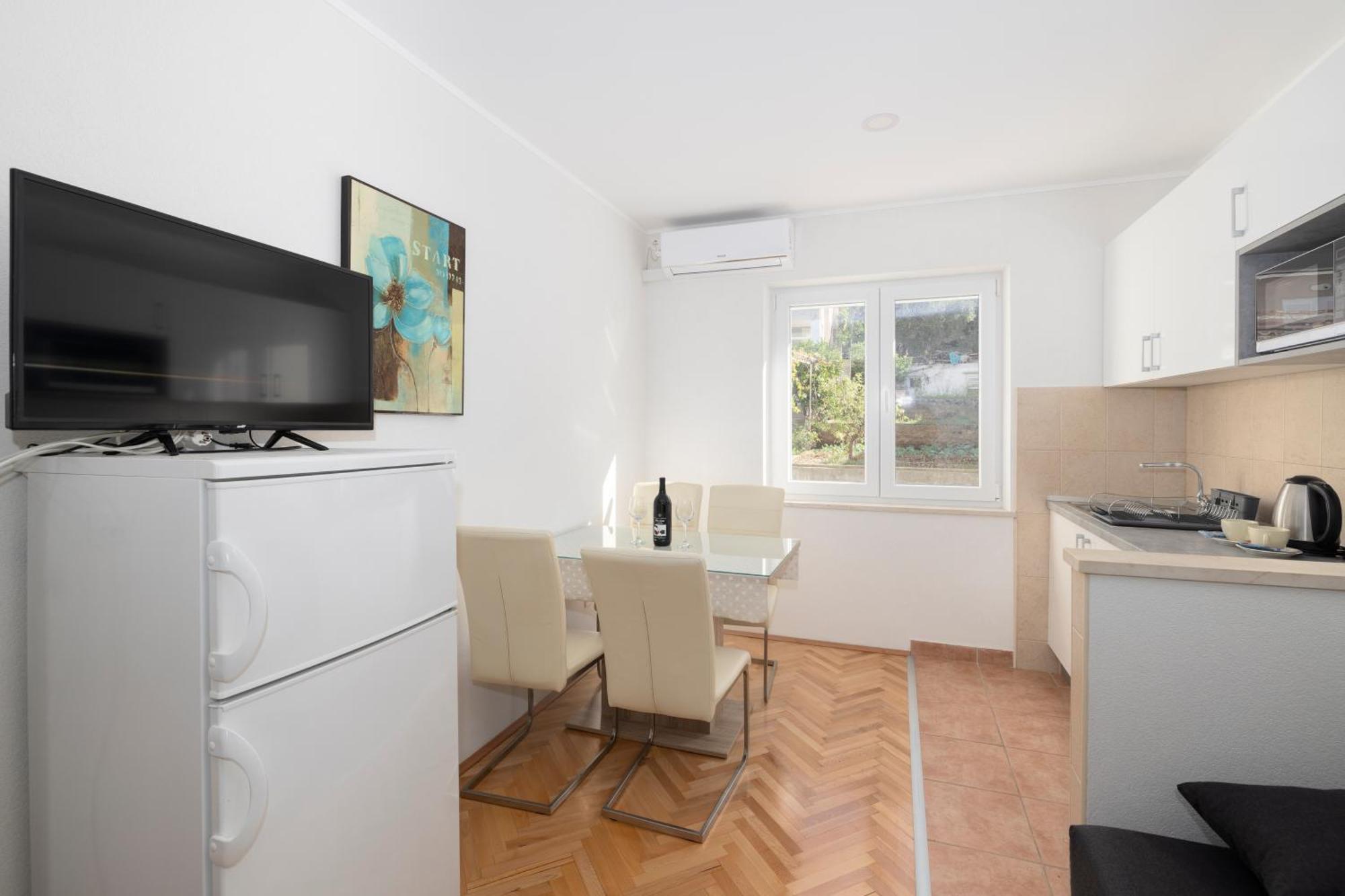 Apartmani Marta Tučepi المظهر الخارجي الصورة